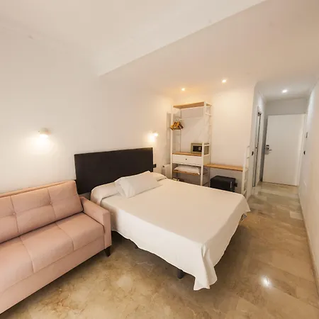 Pensjonat Abril 4*