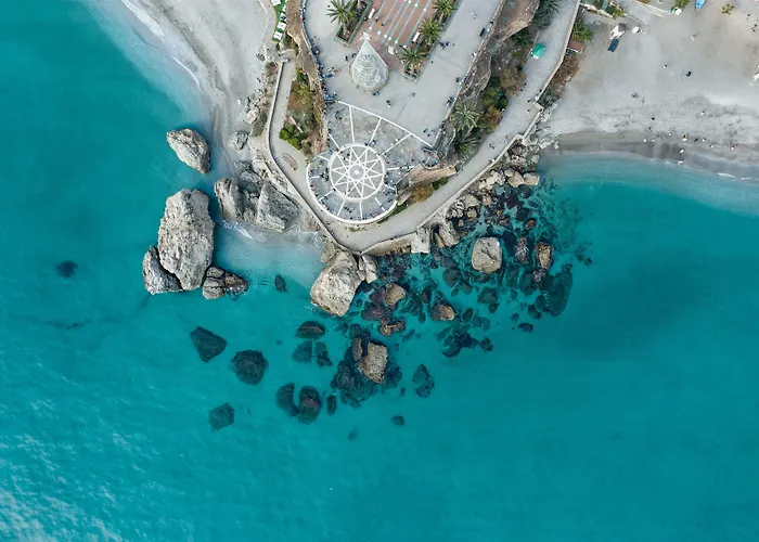 Abril 4* Nerja