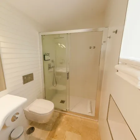 Abril Guest house Nerja