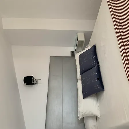 Guest house Abril 2*