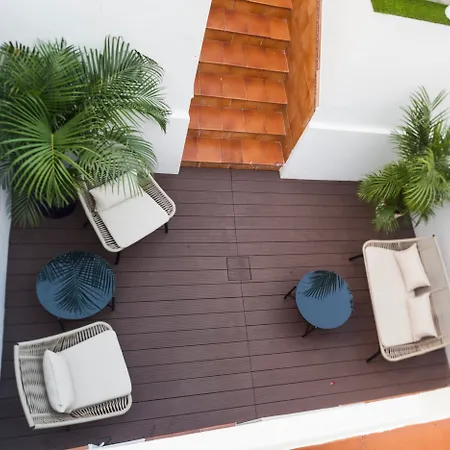 Abril Guest house 2*