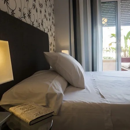 Abril Guest house 4*