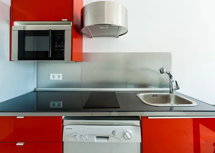 Abril Guest house 4*