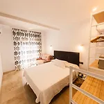 Abril Casa de hóspedes 4*